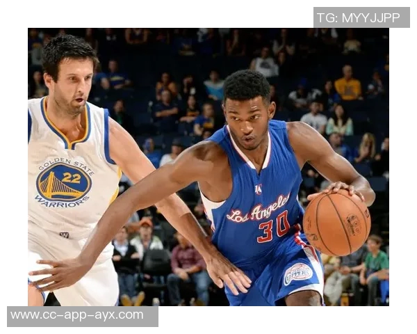 今日趣图：威尔科克斯与贝拉达频频出镜是否暗示曼联新帅人选